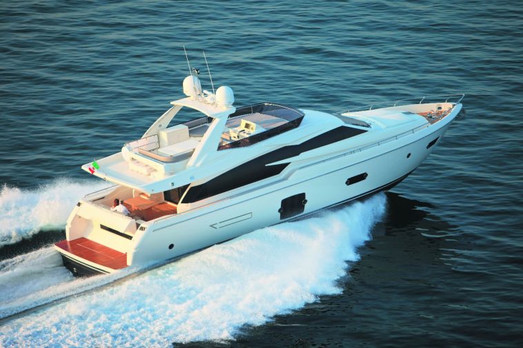 Ferretti 720