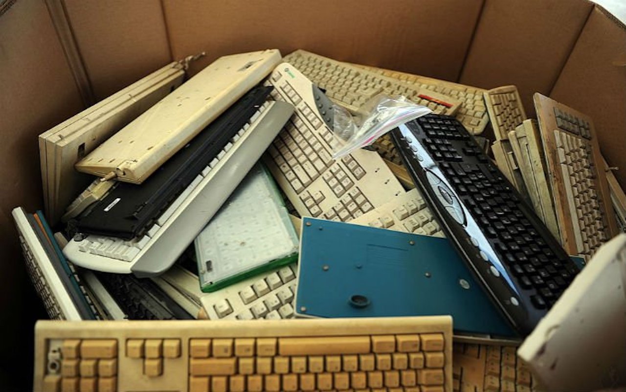 rifiuti elettronici