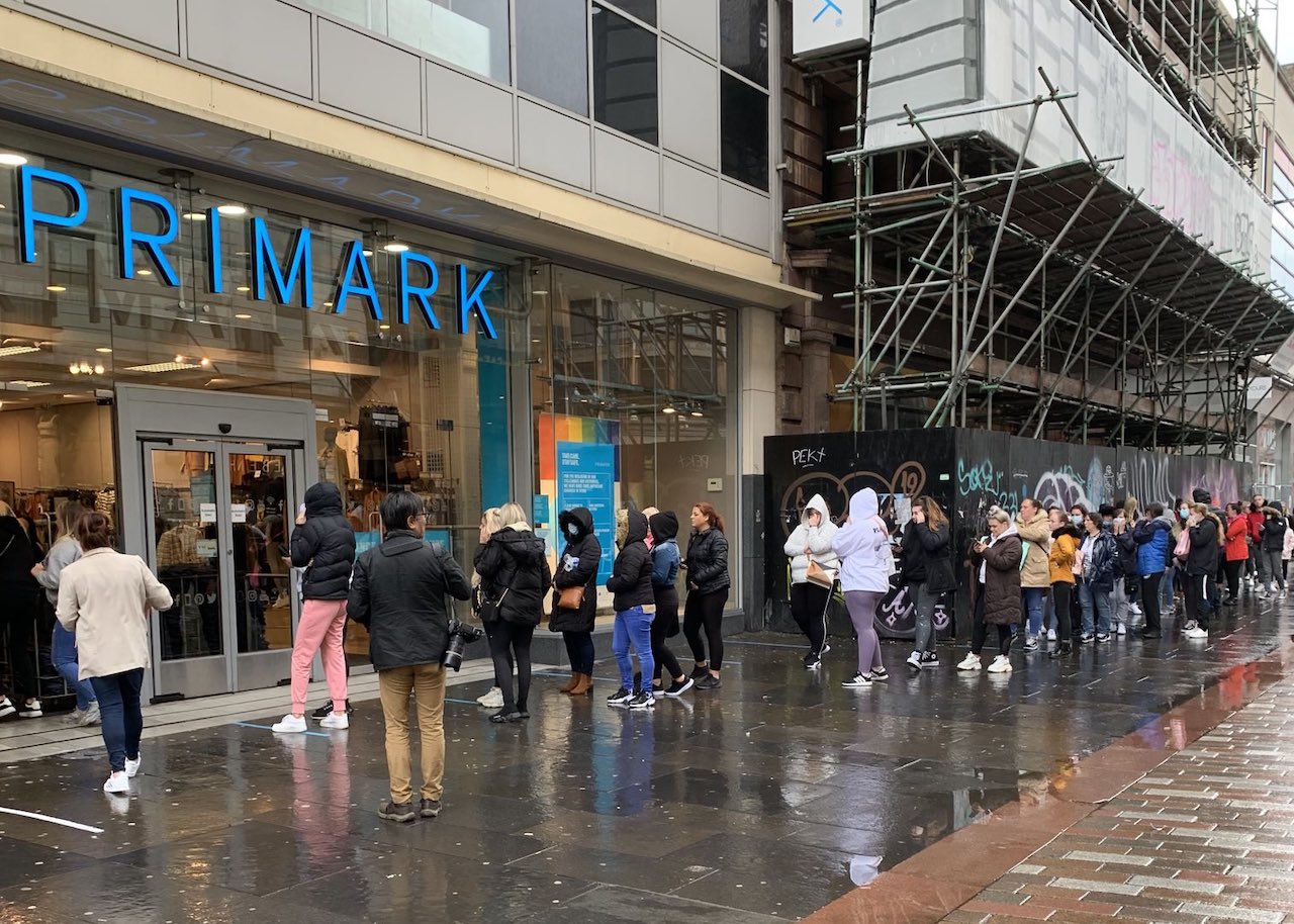 Primark calo entrate