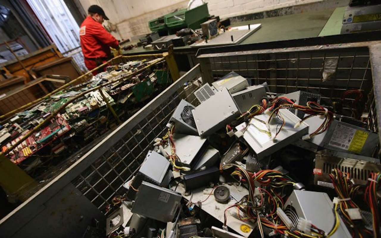rifiuti elettronici