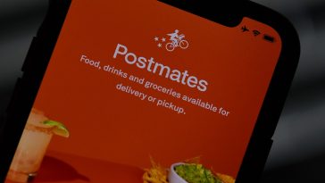 uber acquista postmates