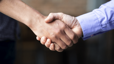 stone acquisisce linx