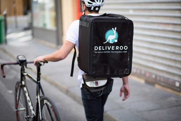Deliveroo, crollo in borsa