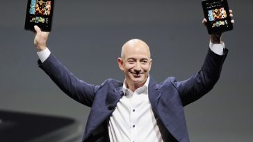 jeff bezos persona piu ricca al mondo
