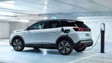 Peugeot 3008 Hybrid SUV ibrido