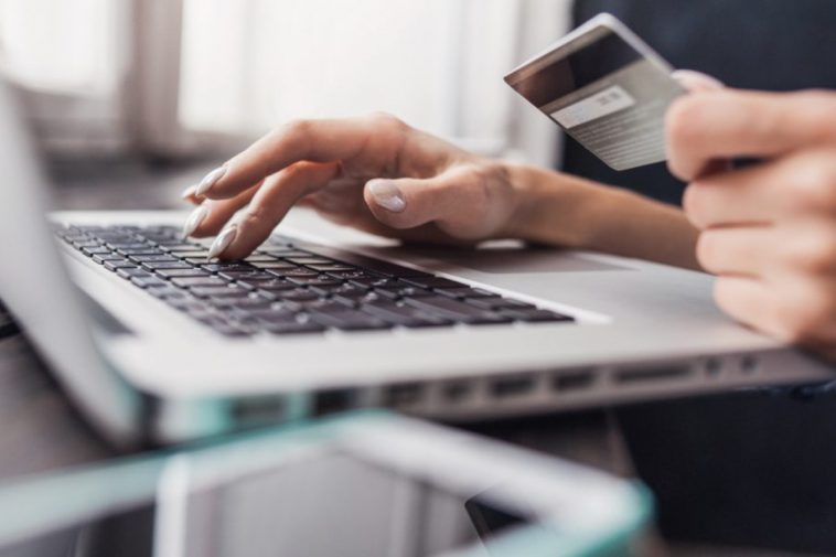 pro e contro e commerce