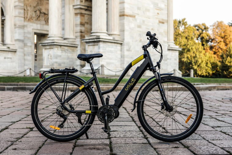Cycl-e Around: la e-bike di Pirelli per sostenere la micromobilitàmicro