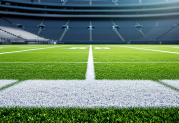 Micah Hyde durante la conferenza di ritiro dalla NFL