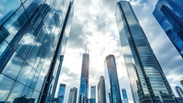 Logo di Google e Apple con simbolo dell'Unione Europea