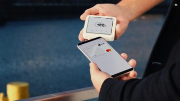 Il passaggio graduale dal pagamento con contanti a quello digitale nel territorio italiano