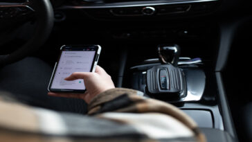 Dispositivi di tracciamento per veicoli: sicurezza e controllo in tempo reale