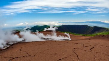 campi flegrei aumento della sismicita e formazione di faglie cosa significa per il futuro 1761916923