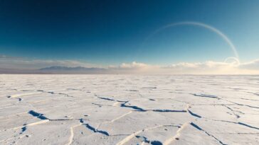 la misteriosa composizione interna di titano scoperte e segreti del satellite di saturno 1768197526