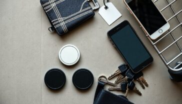 alternative ad airtag per android e iphone pack da quattro in offerta 1773748310