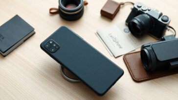 leitzphone di leica e xiaomi design fotocamera e funzioni che contano 1772419940